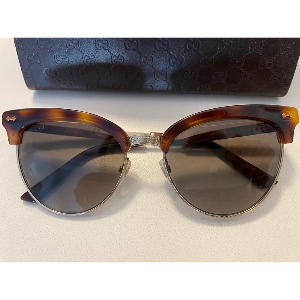 Gucci Cat eye retro sunglasses